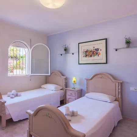 Quito By Interhome *